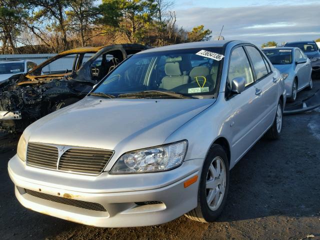 JA3AJ36E82U069986 - 2002 MITSUBISHI LANCER LS GRAY photo 2