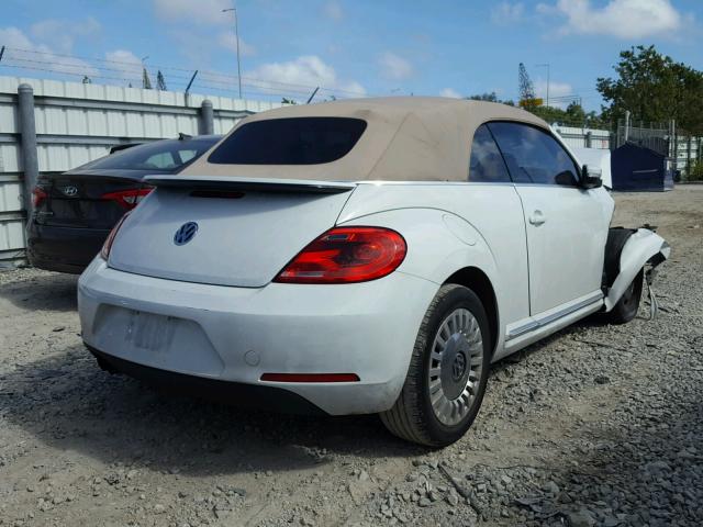 3VW507ATXEM819722 - 2014 VOLKSWAGEN BEETLE WHITE photo 4