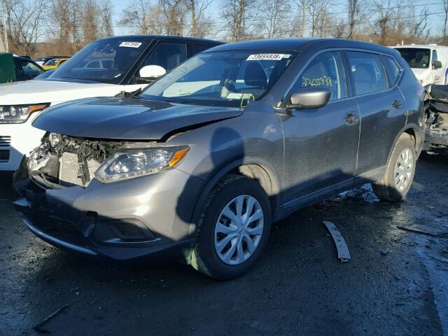 KNMAT2MV3GP683939 - 2016 NISSAN ROGUE S SILVER photo 2