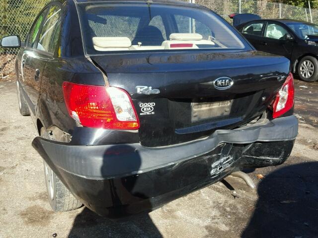 KNADE123866178273 - 2006 KIA RIO BLACK photo 9