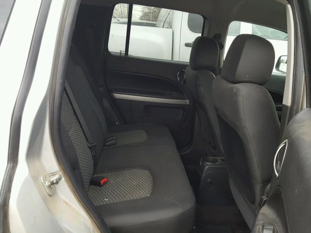 3GNBAADB2AS616923 - 2010 CHEVROLET HHR LS SILVER photo 6