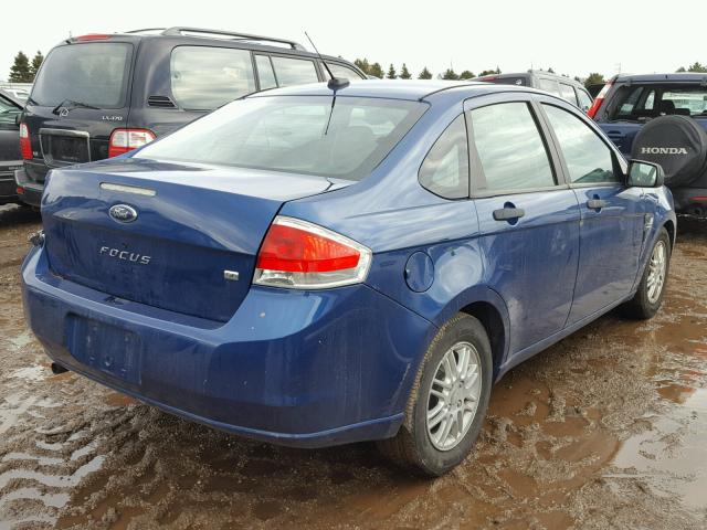 1FAHP35N88W281631 - 2008 FORD FOCUS SE BLUE photo 4