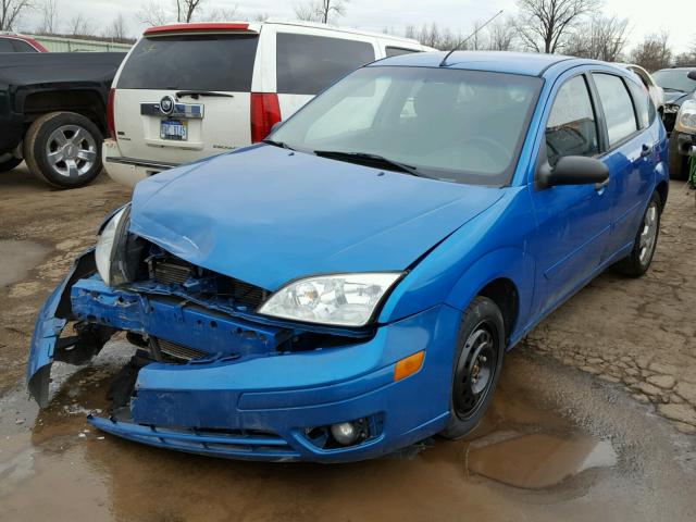 1FAHP37N67W342096 - 2007 FORD FOCUS ZX5 BLUE photo 2