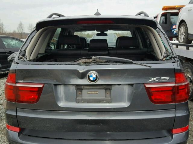 5UXZV4C5XBLL58083 - 2011 BMW X5 XDRIVE3 GRAY photo 9