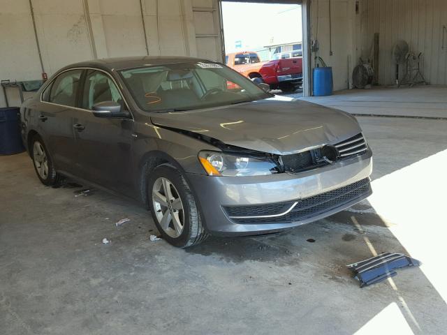 1VWAS7A36EC034012 - 2014 VOLKSWAGEN PASSAT S GRAY photo 1