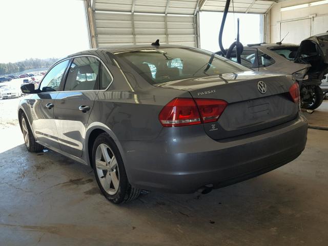 1VWAS7A36EC034012 - 2014 VOLKSWAGEN PASSAT S GRAY photo 3