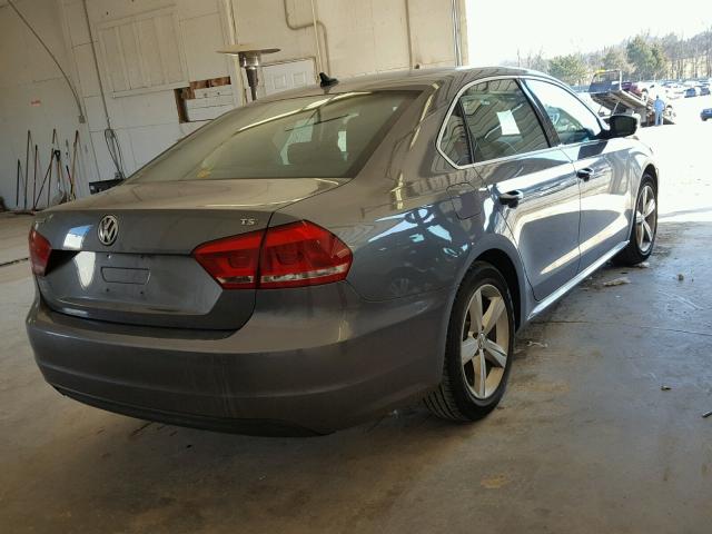 1VWAS7A36EC034012 - 2014 VOLKSWAGEN PASSAT S GRAY photo 4