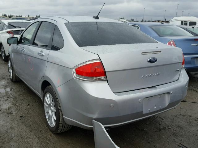 1FAHP3HN5BW167718 - 2011 FORD FOCUS SEL SILVER photo 3