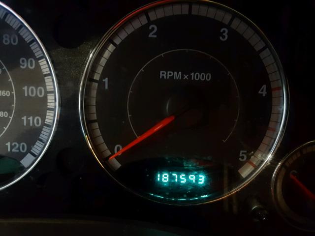 1J4GL58545W659684 - 2005 JEEP LIBERTY LI BLUE photo 8