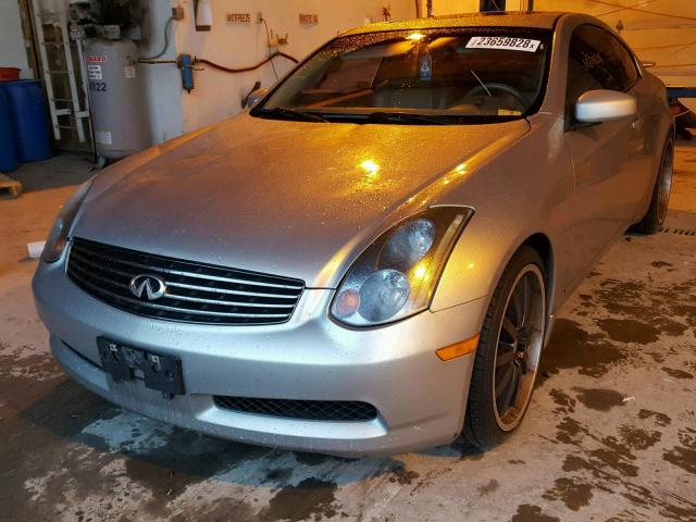 JNKCV54E74M815438 - 2004 INFINITI G35 SILVER photo 2