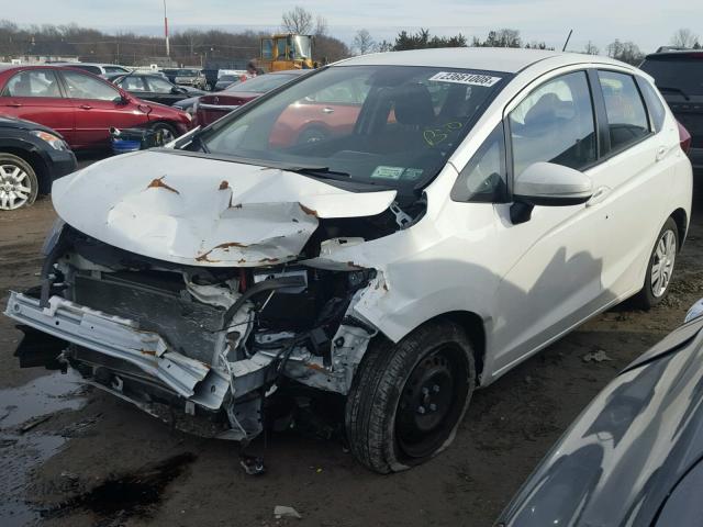 JHMGK5H56HS007989 - 2017 HONDA FIT LX WHITE photo 2