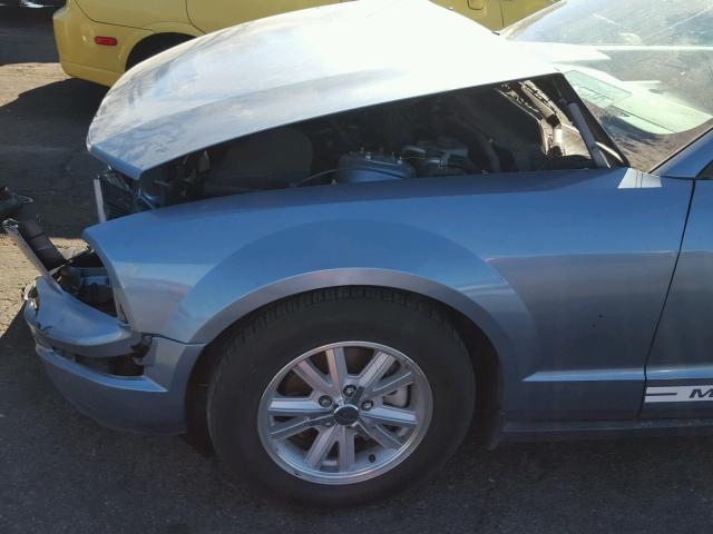 1ZVFT80N965206826 - 2006 FORD MUSTANG BLUE photo 9