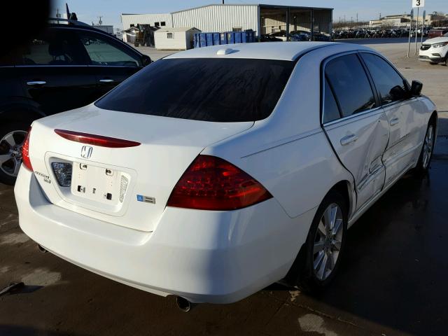 1HGCM66597A029834 - 2007 HONDA ACCORD EX WHITE photo 4