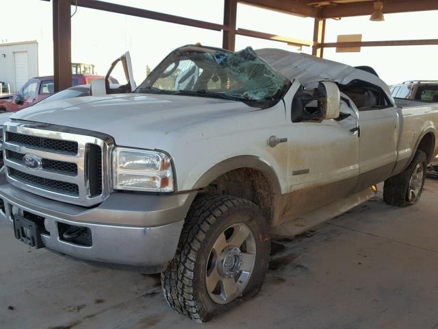 1FTSW21P17EB25293 - 2007 FORD F250 SUPER WHITE photo 2