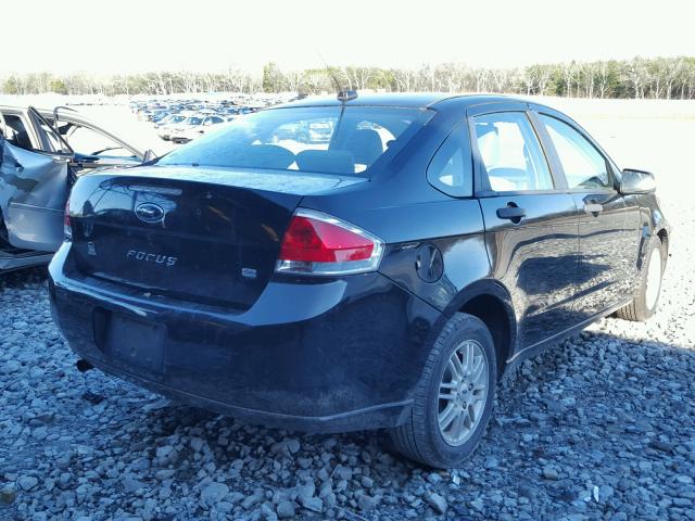 1FAHP35N49W111784 - 2009 FORD FOCUS SE BLACK photo 4