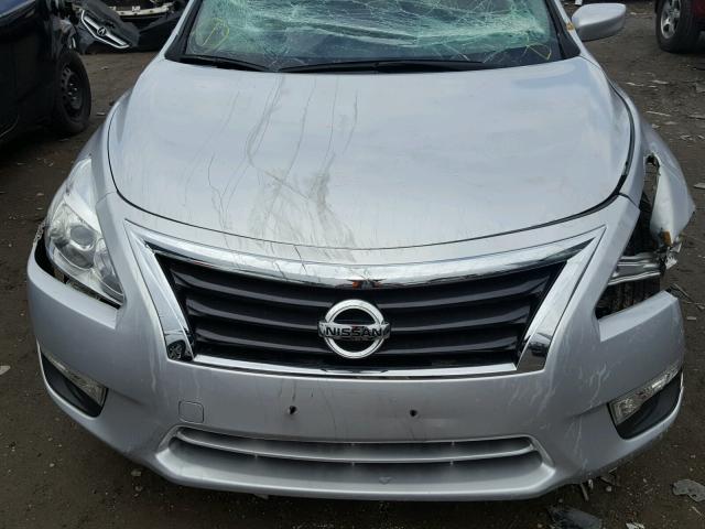 1N4AL3AP8FC100322 - 2015 NISSAN ALTIMA 2.5 SILVER photo 9