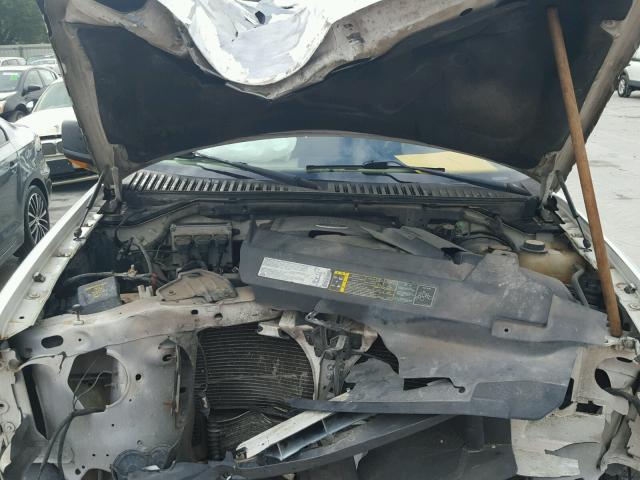 1FMFU17L93LB46643 - 2003 FORD EXPEDITION WHITE photo 7