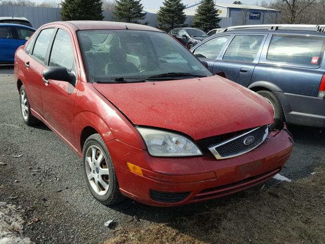 1FAFP34N35W219445 - 2005 FORD FOCUS ZX4 RED photo 1