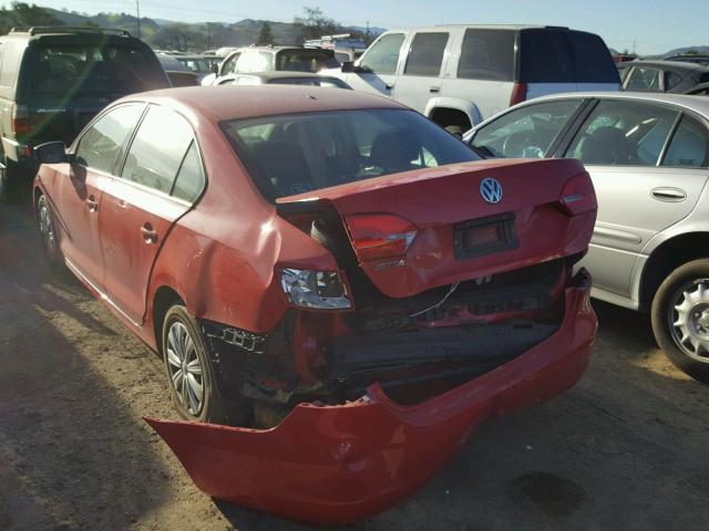 3VW2K7AJ6EM438512 - 2014 VOLKSWAGEN JETTA BASE RED photo 3