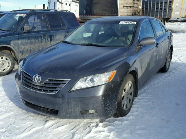 4T1BK46K79U580805 - 2009 TOYOTA CAMRY SE GRAY photo 2