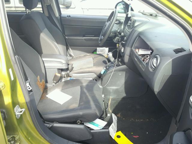 1C4NJCBA3CD573773 - 2012 JEEP COMPASS SP GREEN photo 5