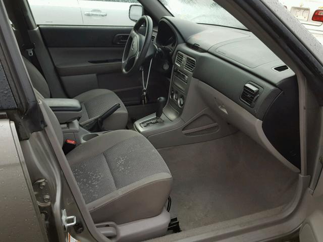 JF1SG63626H746022 - 2006 SUBARU FORESTER 2 GRAY photo 5