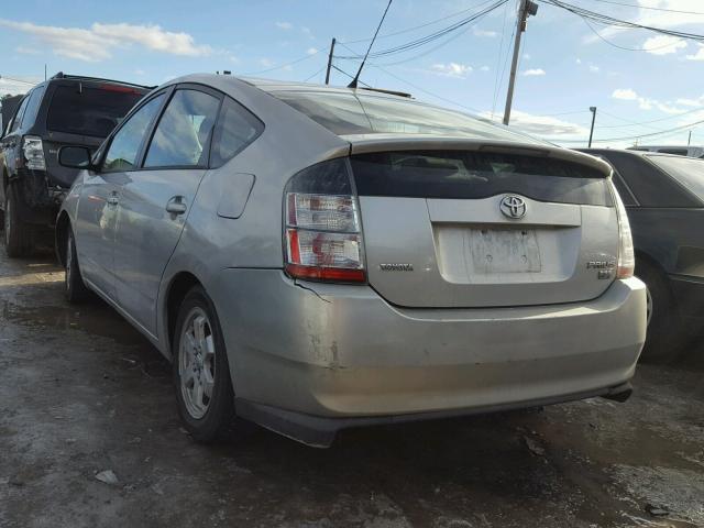 JTDKB22U540059324 - 2004 TOYOTA PRIUS SILVER photo 3