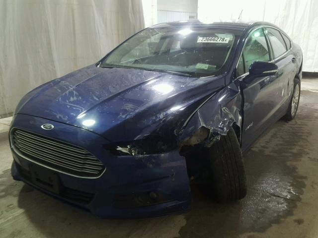 3FA6P0LU7DR170727 - 2013 FORD FUSION SE BLUE photo 2