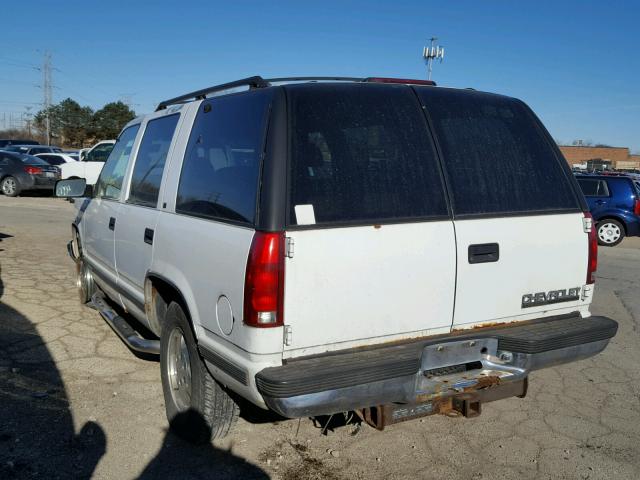 1GNEK13K6SJ416755 - 1995 CHEVROLET TAHOE K150 WHITE photo 3