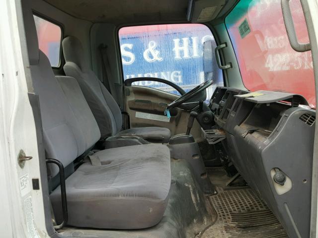 JALC4W16087003747 - 2008 ISUZU NPR WHITE photo 5