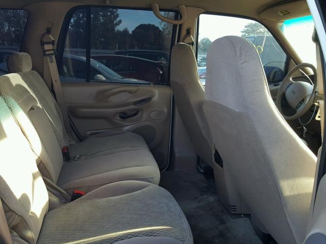 1FMRU1762WLA60361 - 1998 FORD EXPEDITION WHITE photo 6