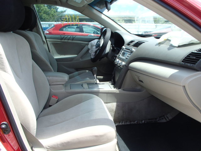 4T1BF3EK4BU160005 - 2011 TOYOTA CAMRY BASE RED photo 5