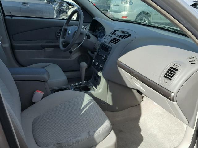 1G1ZS58F78F132049 - 2008 CHEVROLET MALIBU LS SILVER photo 5