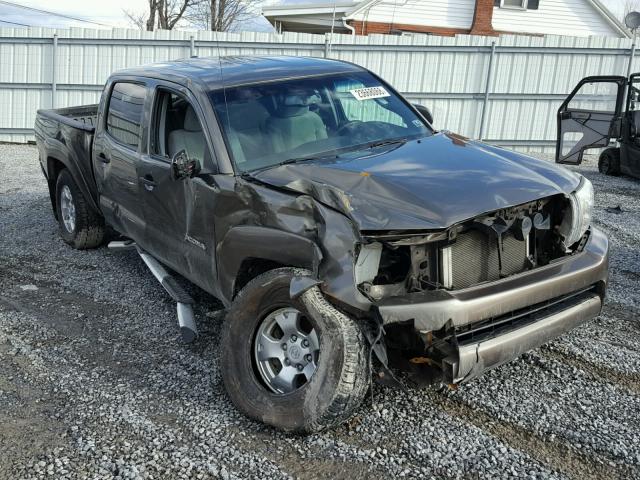 3TMMU4FN0BM024346 - 2011 TOYOTA TACOMA DOU CHARCOAL photo 1