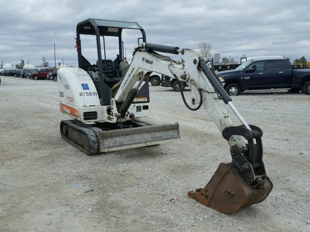 AAC513910 - 2011 BOBCAT 325 G WHITE photo 1