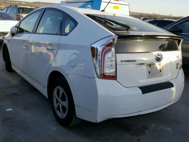 JTDKN3DU1F1939024 - 2015 TOYOTA PRIUS WHITE photo 3