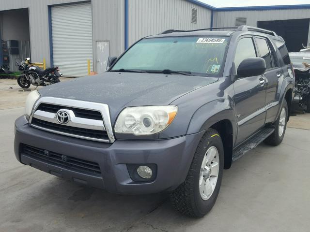 JTEZU14R860067234 - 2006 TOYOTA 4RUNNER SR BLUE photo 2