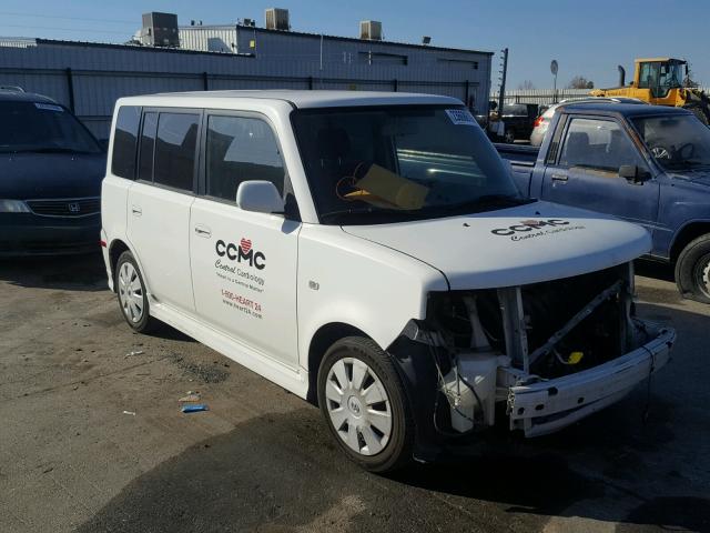 JTLKT324554003014 - 2005 TOYOTA SCION XB Blanco foto 1