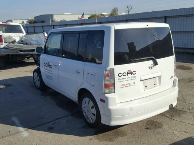 JTLKT324554003014 - 2005 TOYOTA SCION XB Blanco foto 3