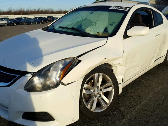 1N4AL2EP8CC218418 - 2012 NISSAN ALTIMA S WHITE photo 9