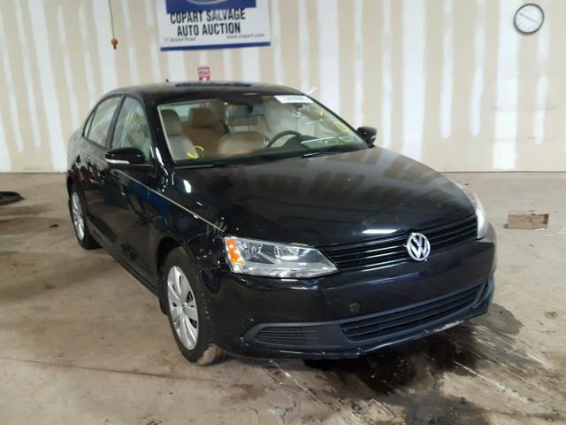 3VWD17AJ8EM394492 - 2014 VOLKSWAGEN JETTA SE BLACK photo 1