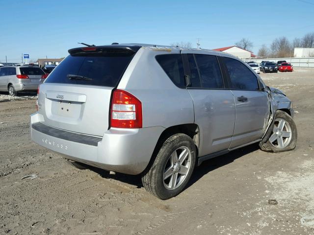 1J8FF47W57D256687 - 2007 JEEP COMPASS SILVER photo 4