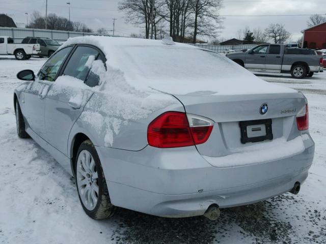 WBAVD53537A009114 - 2007 BMW 335 XI SILVER photo 3