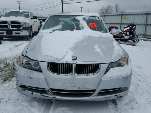 WBAVD53537A009114 - 2007 BMW 335 XI SILVER photo 7