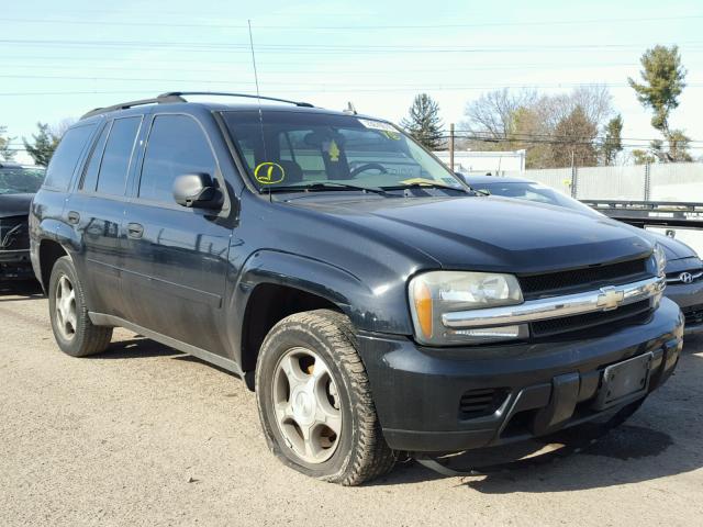 1GNDT13S562337294 - 2006 CHEVROLET TRAILBLAZE BLACK photo 1