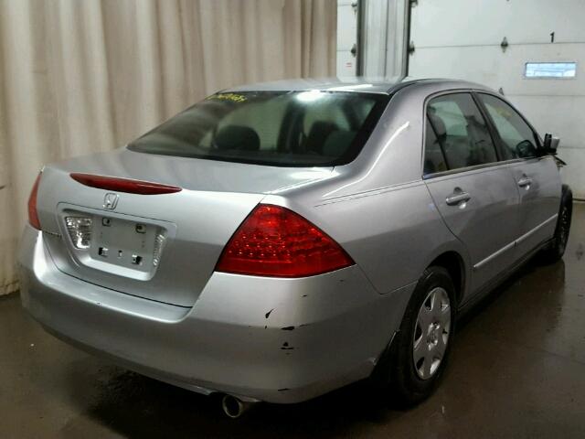 3HGCM56427G705916 - 2007 HONDA ACCORD LX SILVER photo 4