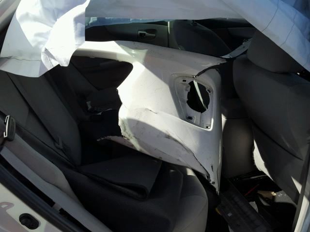 5YFBU4EE6DP106473 - 2013 TOYOTA COROLLA BA WHITE photo 6