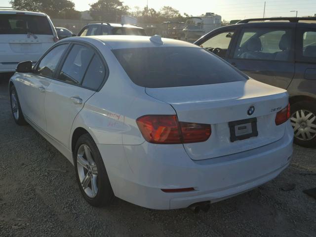 WBA3C1C52CF430371 - 2012 BMW 328 I SULE WHITE photo 3