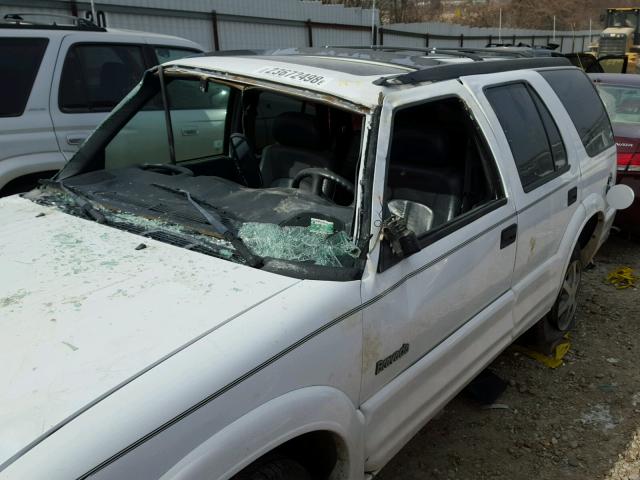 1GHDT13W612106340 - 2001 OLDSMOBILE BRAVADA WHITE photo 9