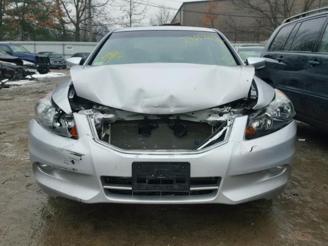 1HGCP3F71CA017162 - 2012 HONDA ACCORD EX SILVER photo 9